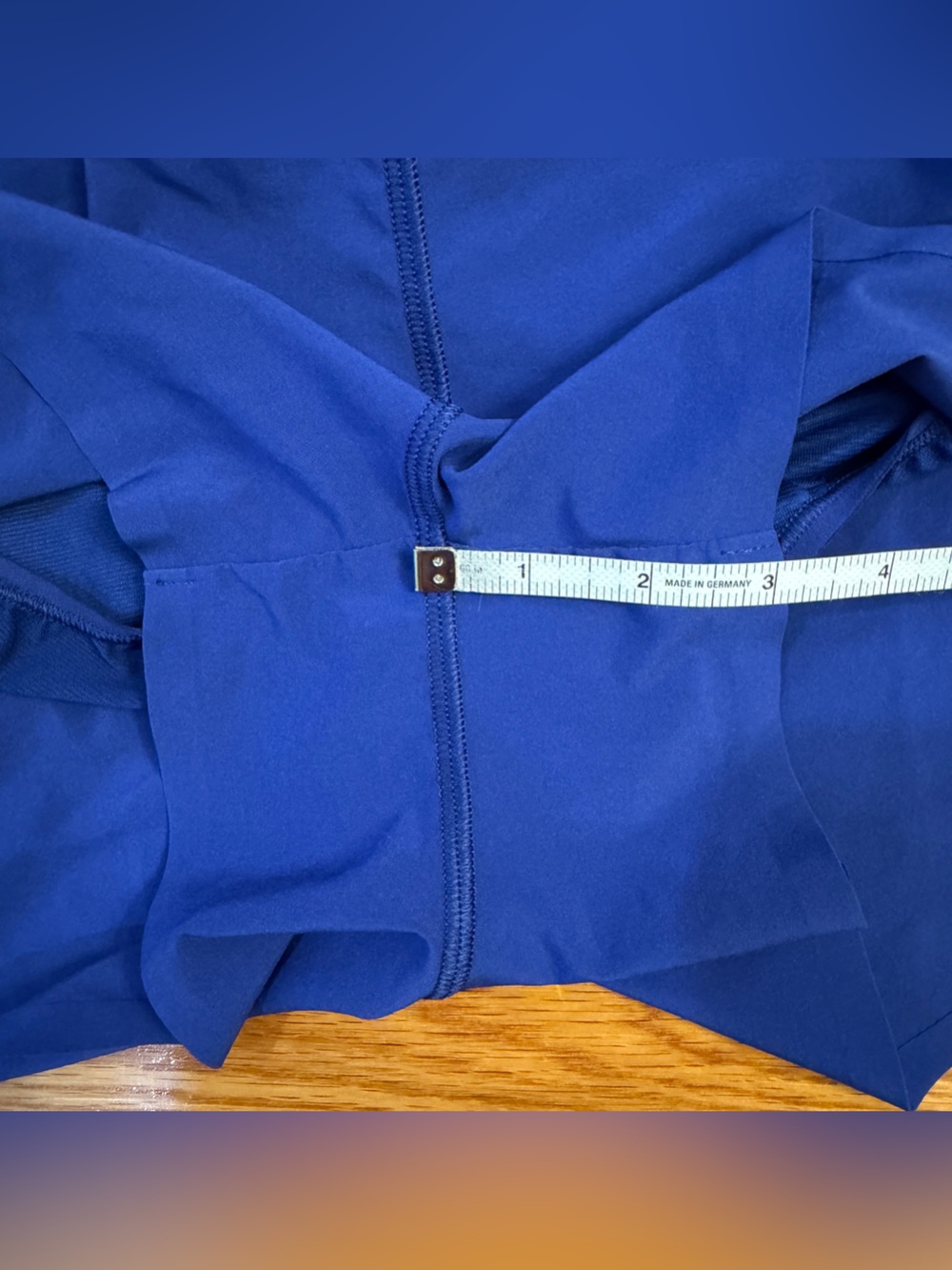 CRZ Yoga 3" Inseam Shorts in Vibrant Blue - Size Large (12) - Picture 4 of 6